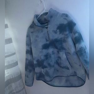 old navy tie-dye sherpa